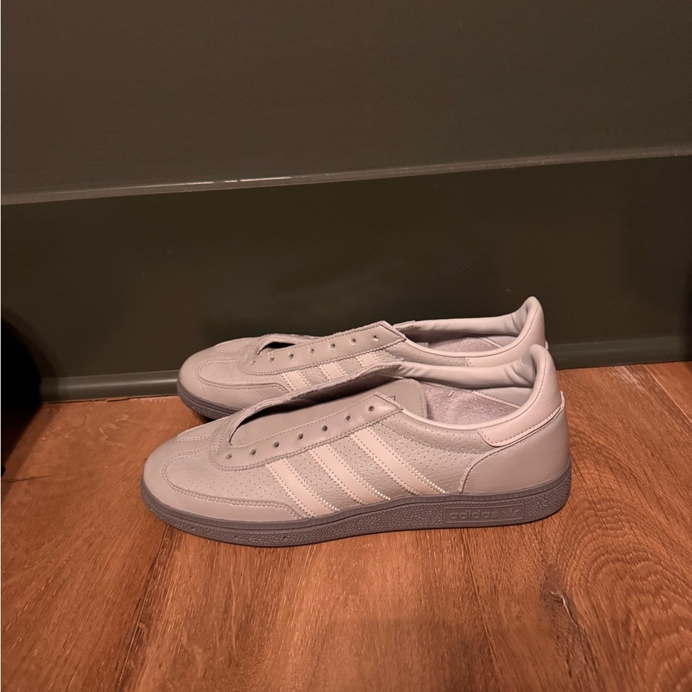 Adidas Men's (or Unisex) Gray Sneakers